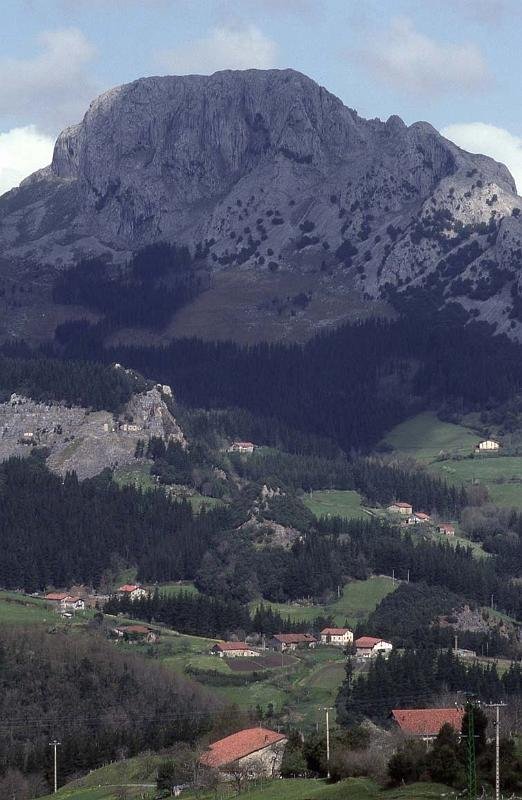 RWT 0261 313-18 Spain Cordiera Cantabria.jpg
